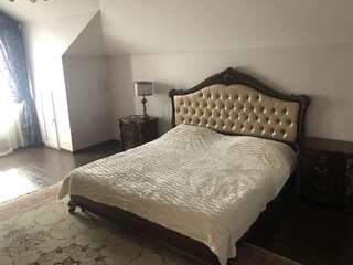 Гостиница Villa Lazio Пятигорск Двухместный номер Делюкс с 1 кроватью и дополнительной кроватью-3